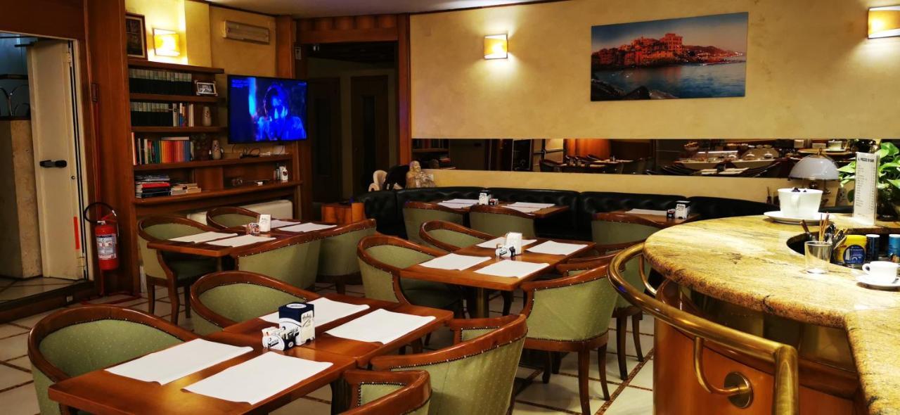 New Alexander Hotel Genoa Bagian luar foto