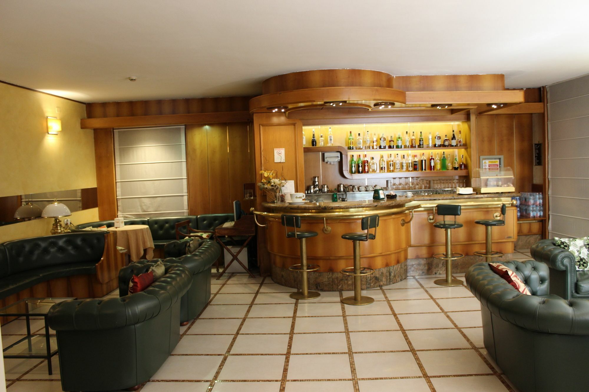 New Alexander Hotel Genoa Bagian luar foto