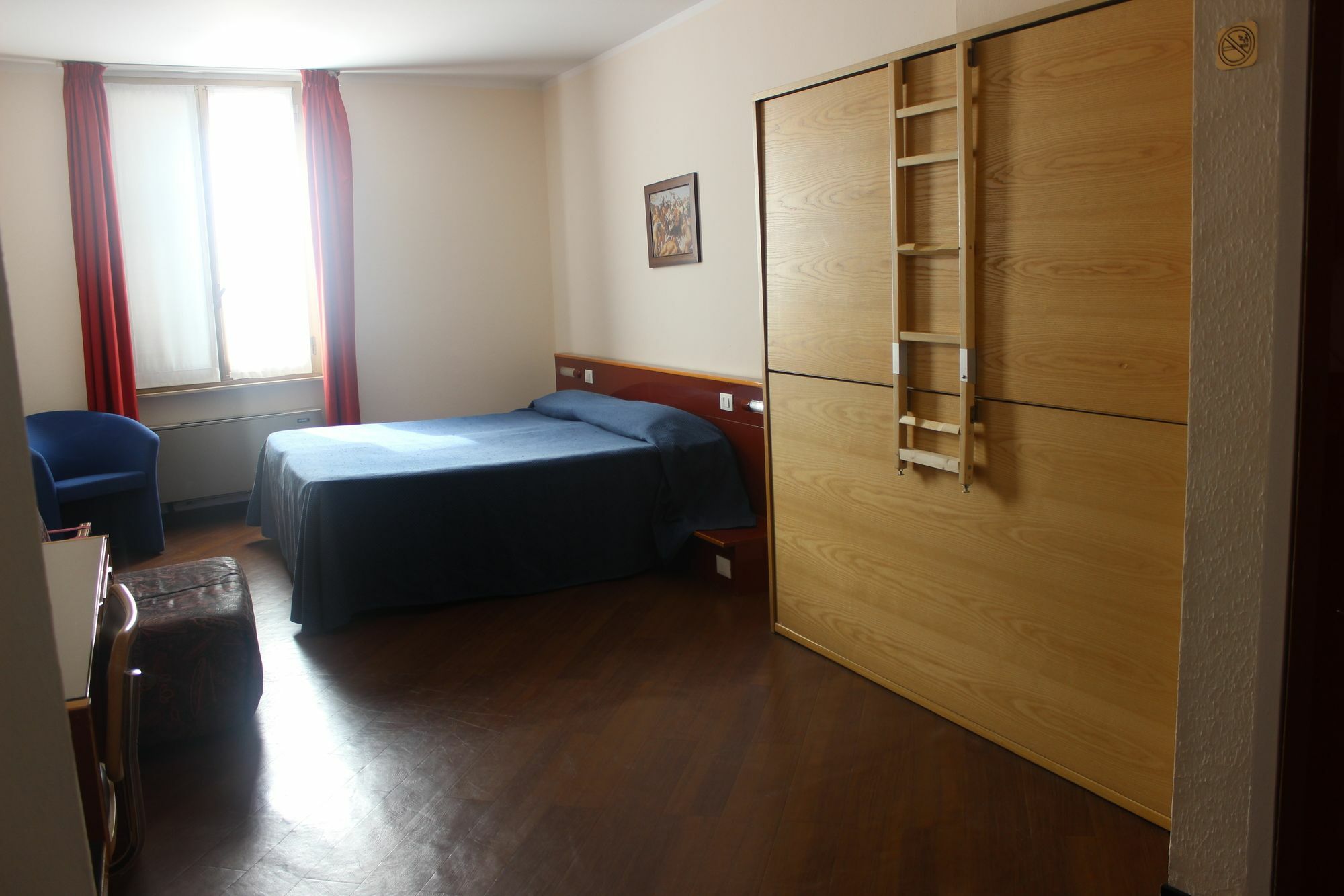 New Alexander Hotel Genoa Bagian luar foto