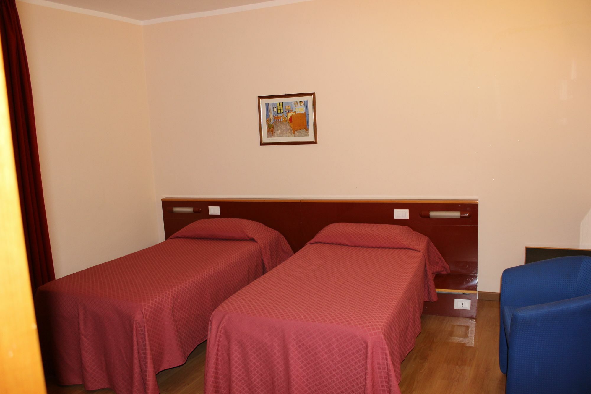 New Alexander Hotel Genoa Bagian luar foto